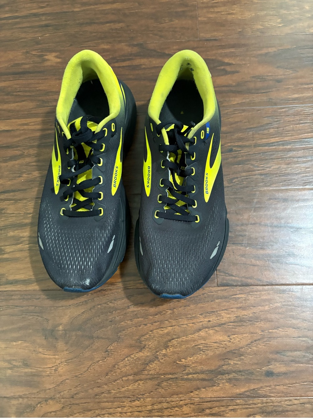 Brooks Ghost 15 Mens Black and Neon Yellow Running Sneakers